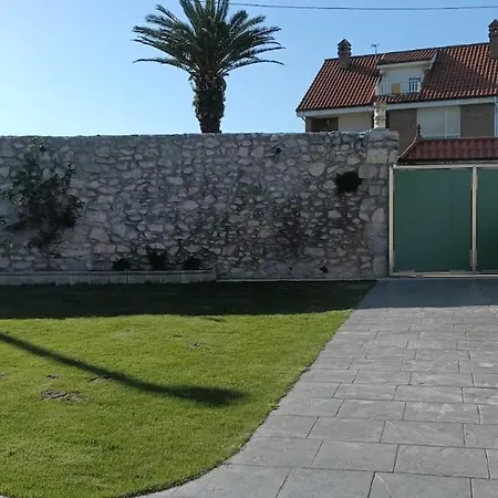 Casa Rosamunda Con Gran Jardin Y Cerca Del Mar Holiday home Santander
