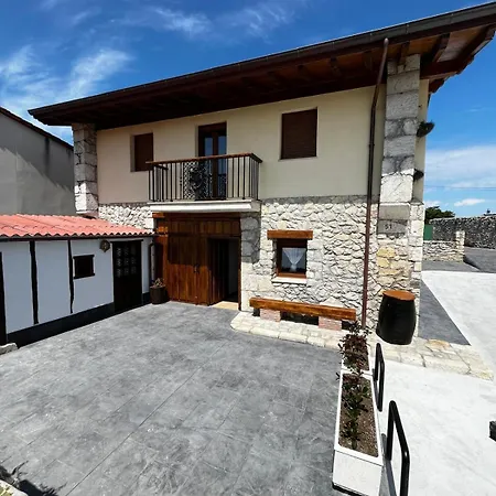 Casa Rosamunda Con Gran Jardin Y Cerca Del Mar Santander