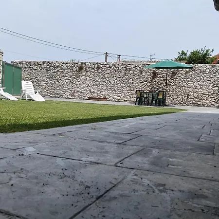 Casa Rosamunda Con Gran Jardin Y Cerca Del Mar